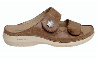 Chinelo Acácia Taupe Nursing Care